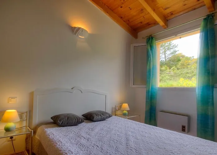 Semesterbostad A Piscia De Petru Barbara Figari (Corsica)